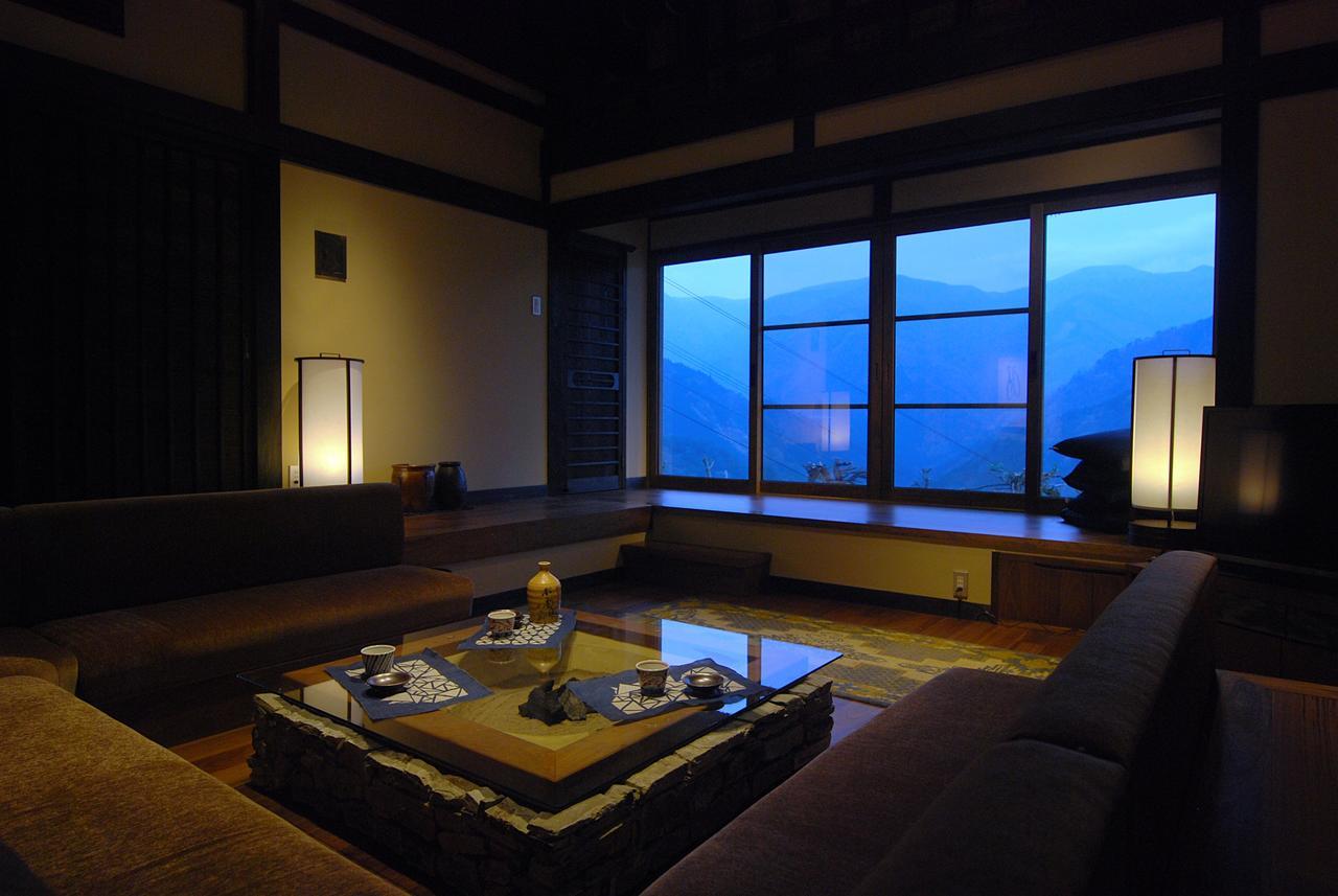 Tougenkyo Iya No Yamazato Vila Wakabayashi Exterior foto